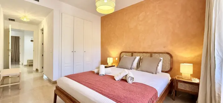 Short-term rent of ground floor apartment in La Duquesa 4