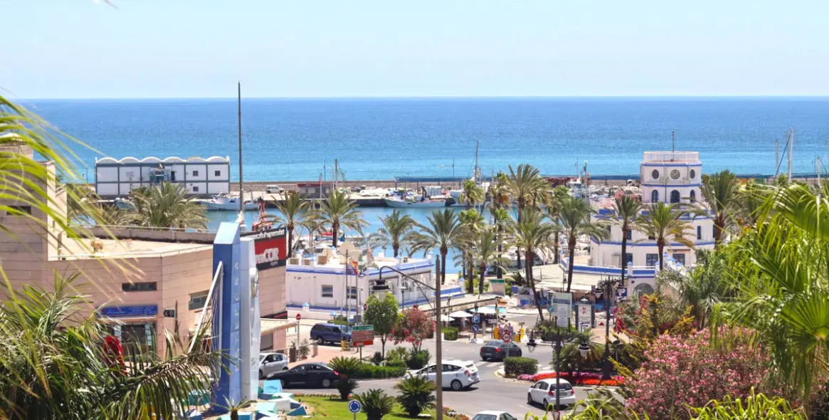 Долгосрочная аренда пентхауса в Estepona 1