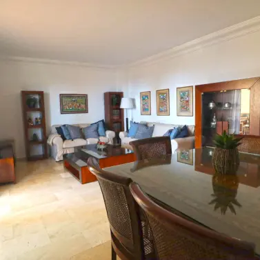 Alquiler a largo plazo de ático en Estepona