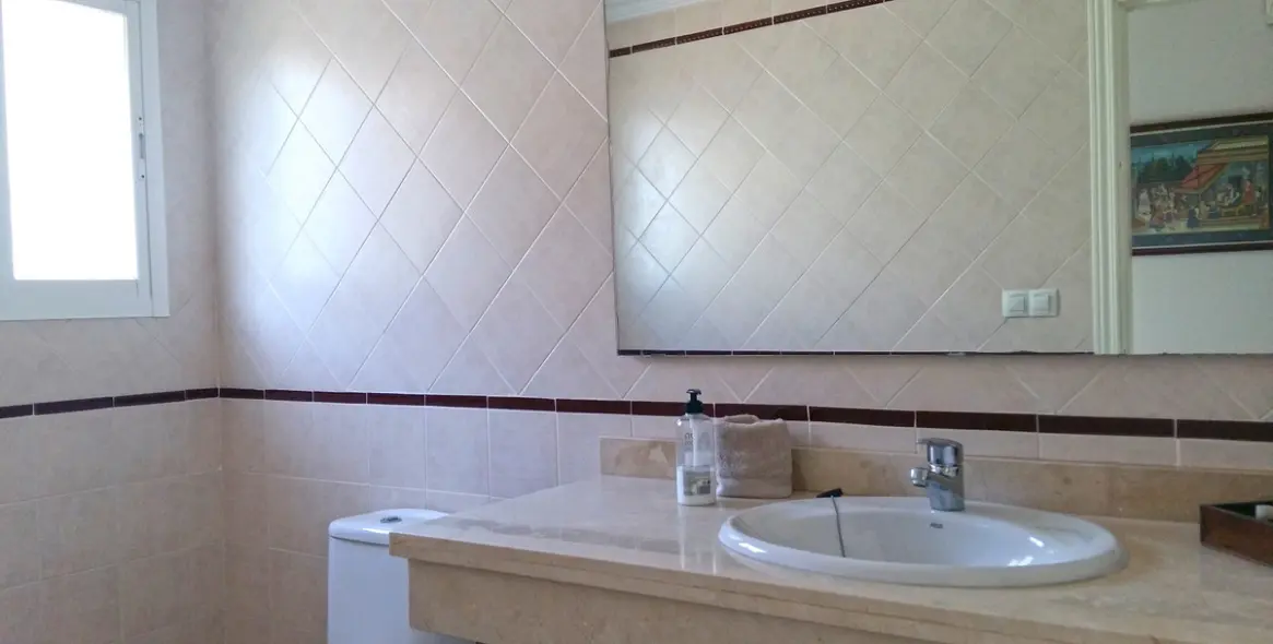 Долгосрочная аренда пентхауса в Estepona 13