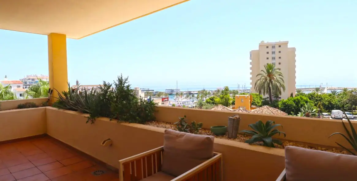 Долгосрочная аренда пентхауса в Estepona 33