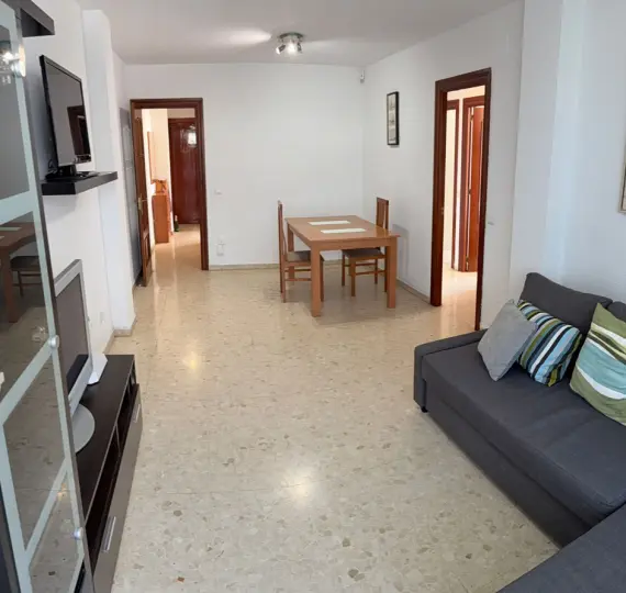 Sale of middle floor apartment in Torremolinos Centro