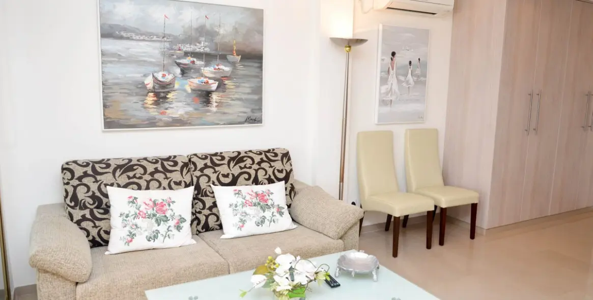 Продажа студии в Elviria 5