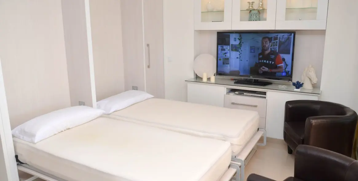 Продажа студии в Elviria 7