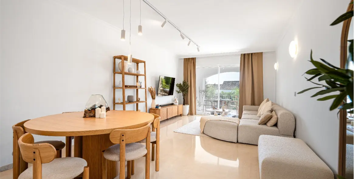 Продажа апартаментов на среднем этаже в La Quinta 1