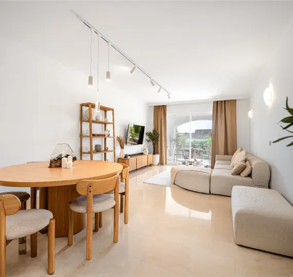 Продажа апартаментов на среднем этаже в La Quinta