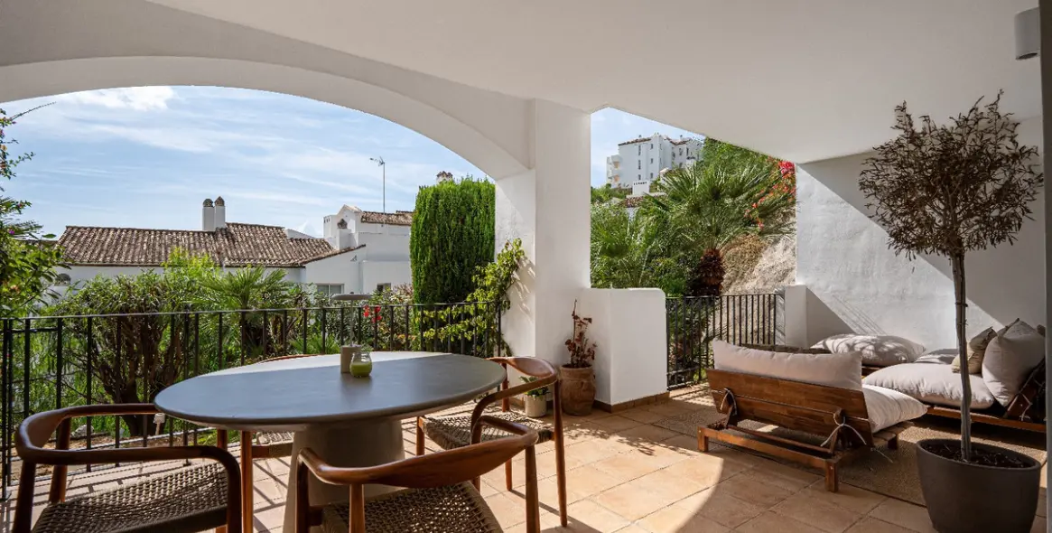 Продажа апартаментов на среднем этаже в La Quinta 2