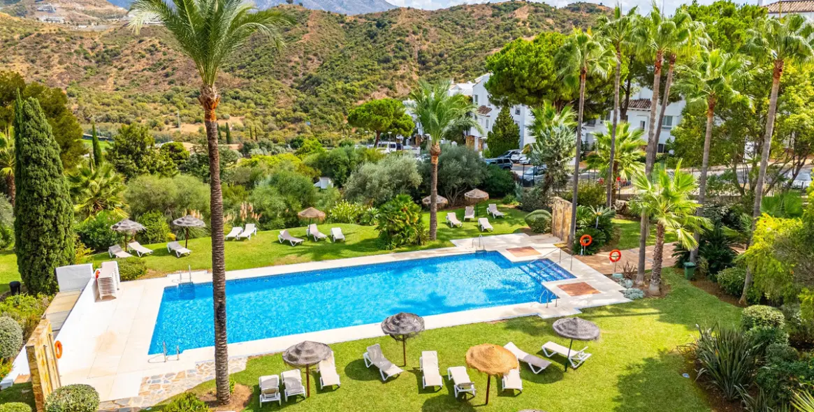 Продажа апартаментов на среднем этаже в La Quinta 6