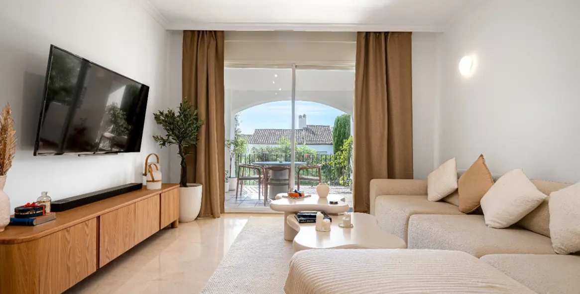 Продажа апартаментов на среднем этаже в La Quinta 8