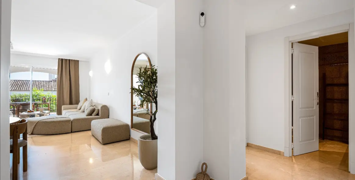 Продажа апартаментов на среднем этаже в La Quinta 11