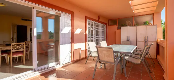 Sale of ground floor apartment in El Faro 1