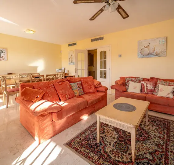 Sale of ground floor apartment in El Faro