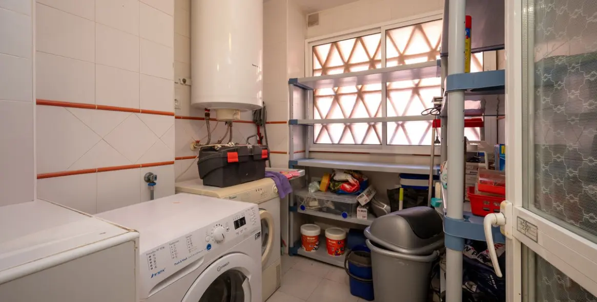 Sale of ground floor apartment in El Faro 10