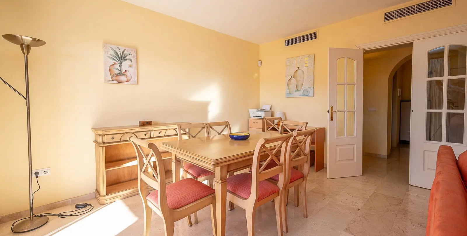 Venta de apartamento en planta baja en El Faro 7