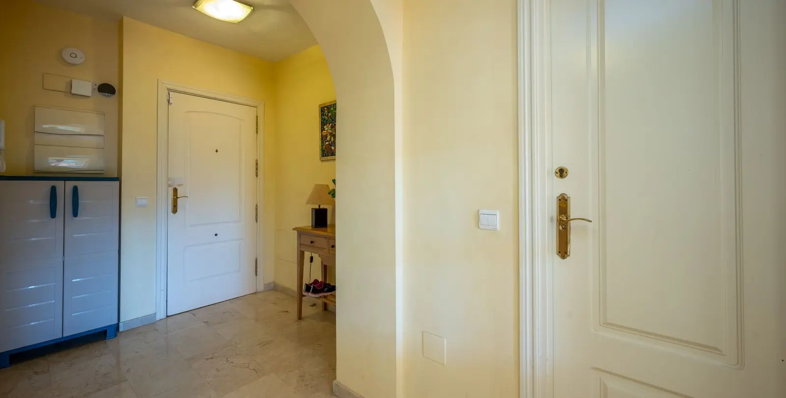 Venta de apartamento en planta baja en El Faro 11