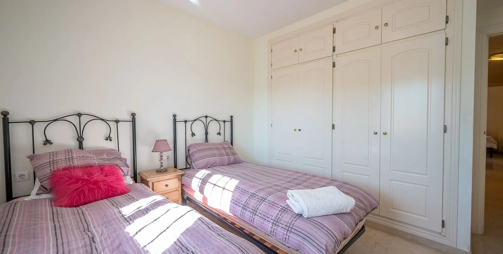 Venta de apartamento en planta baja en El Faro 18