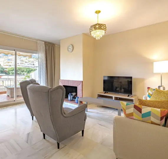 Sale of middle floor apartment in Benalmadena