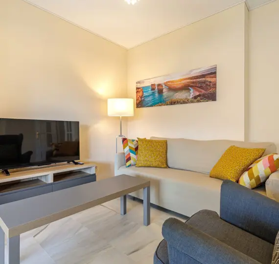 Sale of middle floor apartment in Benalmadena