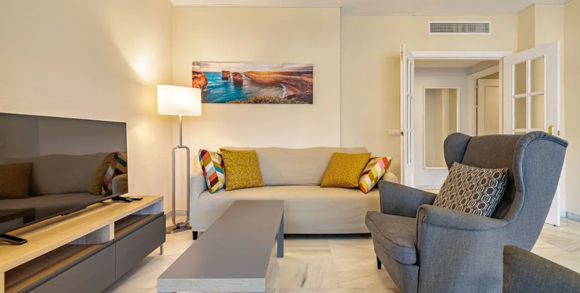 Sale of middle floor apartment in Benalmadena 4