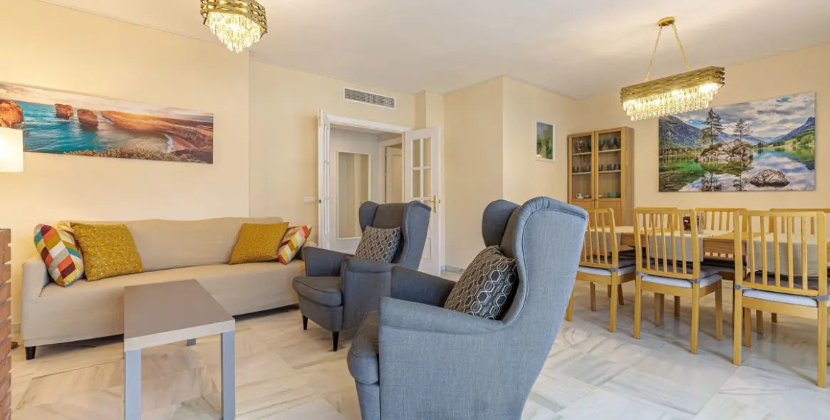 Sale of middle floor apartment in Benalmadena 5