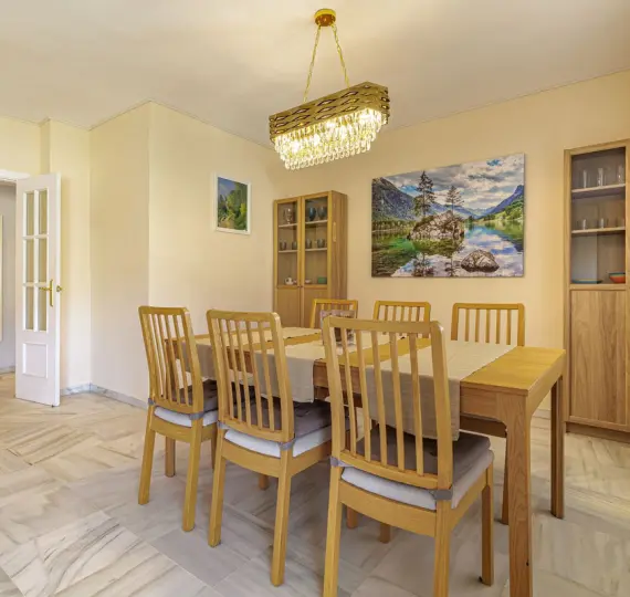 Sale of middle floor apartment in Benalmadena