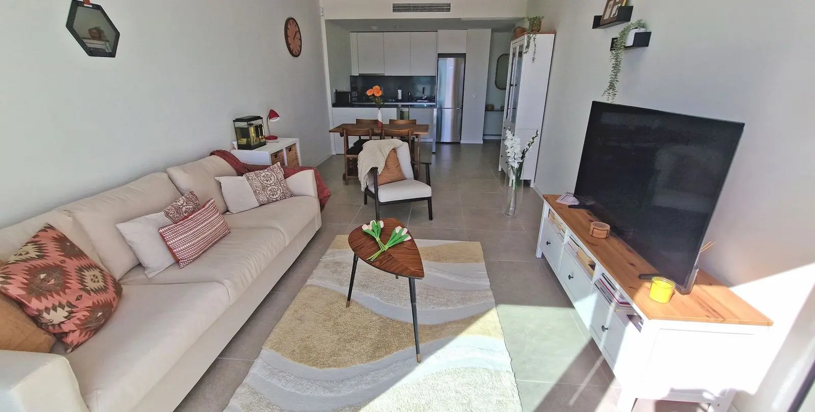 Sale of middle floor apartment in Estepona 9