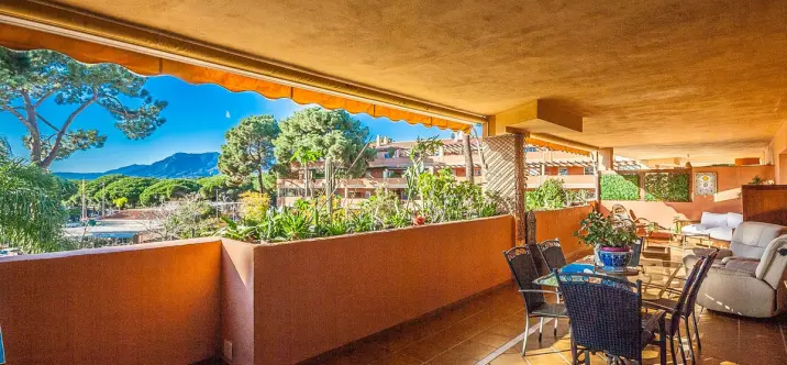 Продажа апартаментов на среднем этаже в Elviria 3