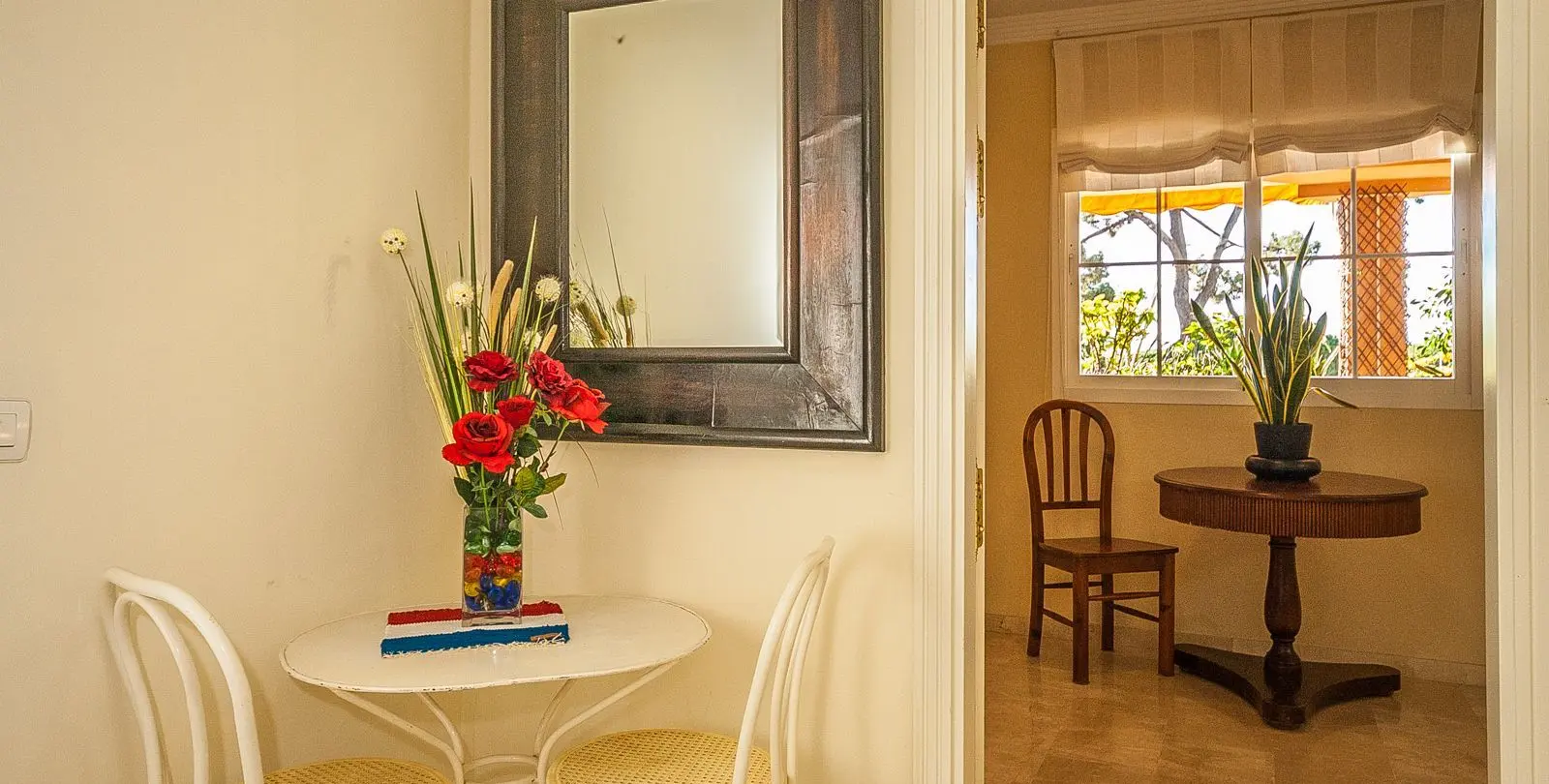Sale of middle floor apartment in Elviria 15