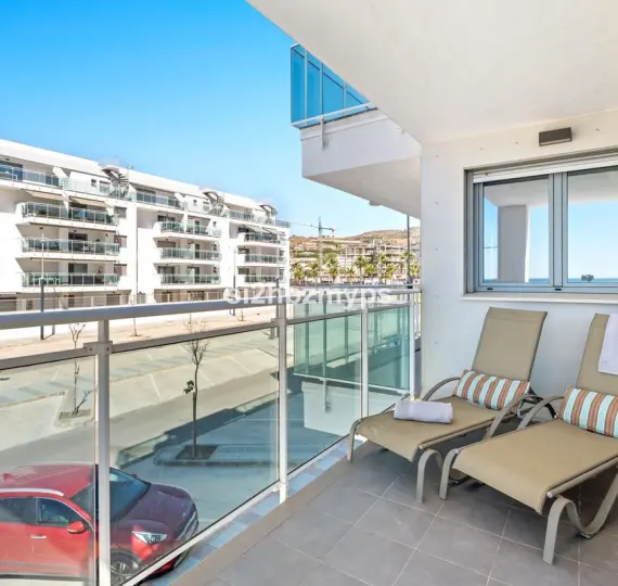 Sale of middle floor apartment in Torrox