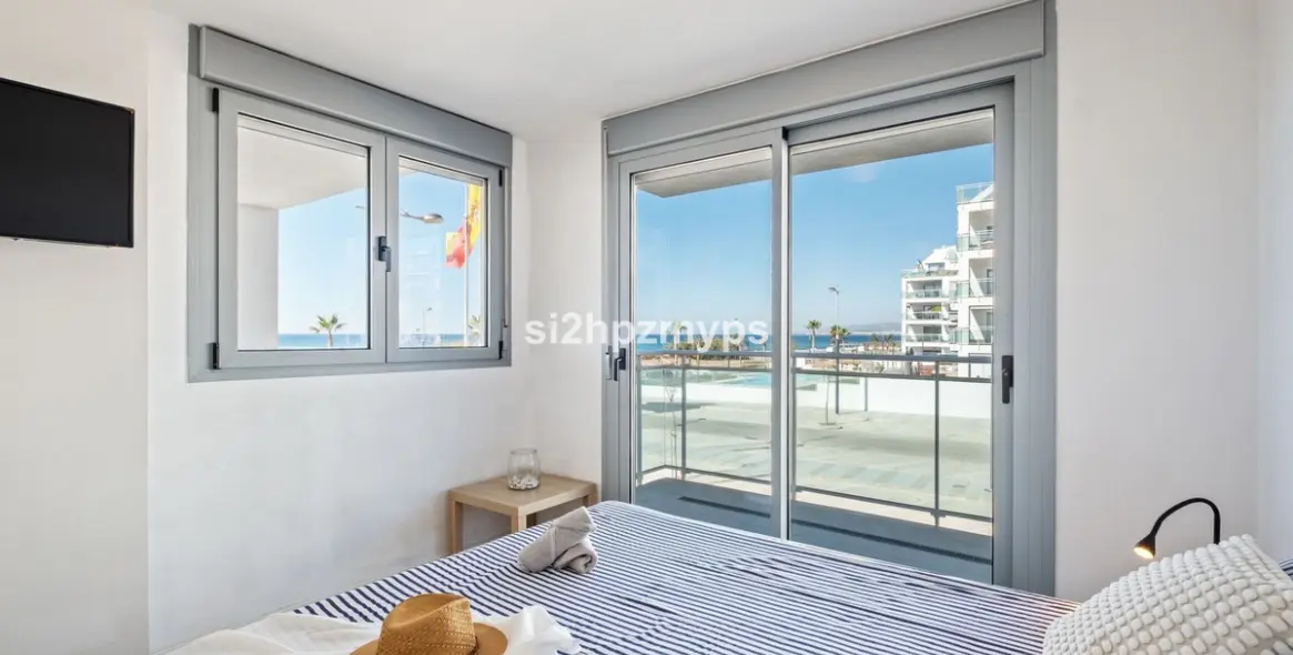 Sale of middle floor apartment in Torrox 18