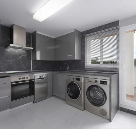 Sale of penthouse in Nueva Andalucía