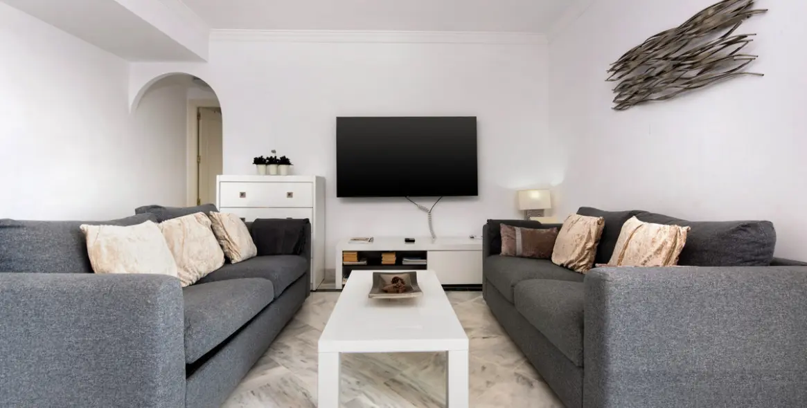 Sale of penthouse in Nueva Andalucía 9