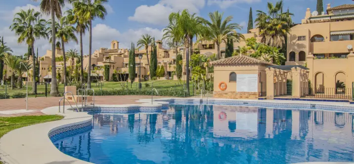 Sale of ground floor apartment in Atalaya 0