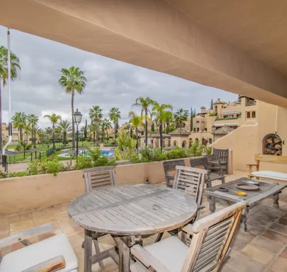 Sale of ground floor apartment in Atalaya