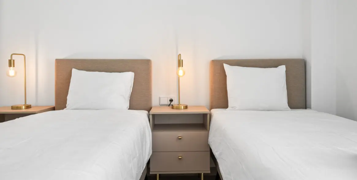 Sale of penthouse in Estepona 16