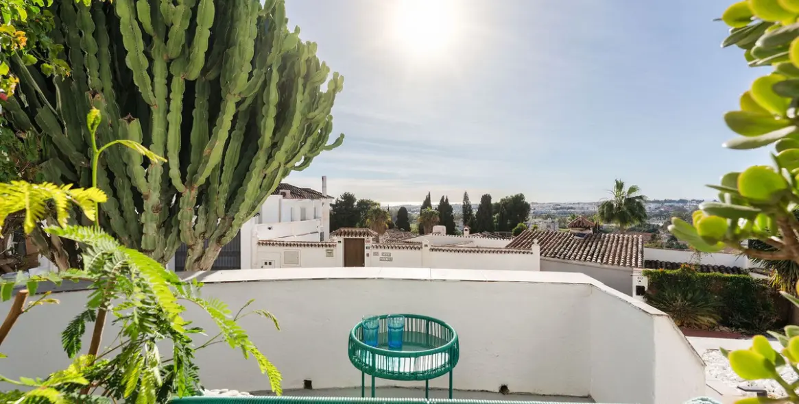 Sale of semi-detached house in Nueva Andalucía (district Nueva Andalucía) 1