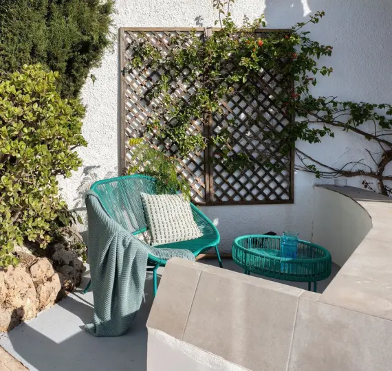 Дом на две семьи R5237668