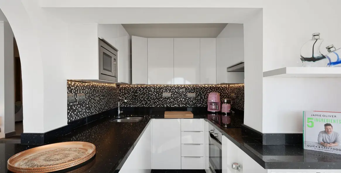 Sale of semi-detached house in Nueva Andalucía (district Nueva Andalucía) 12