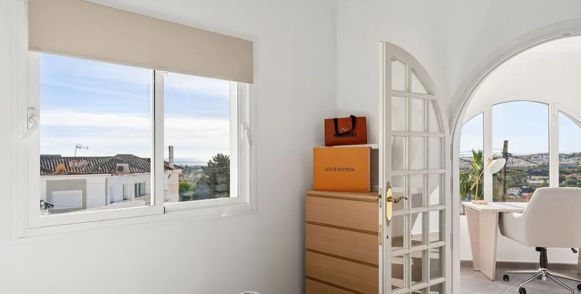 Sale of semi-detached house in Nueva Andalucía (district Nueva Andalucía) 18