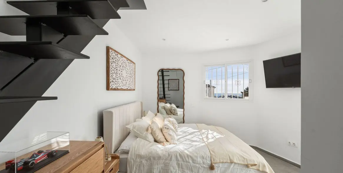 Sale of semi-detached house in Nueva Andalucía 23