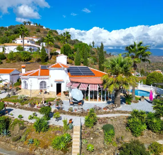 Detached villa R5216437