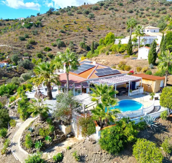 Detached villa R5216437