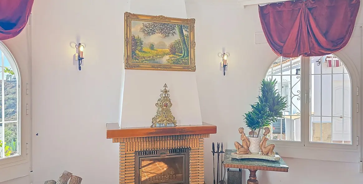 Sale of detached villa in Arenas 16