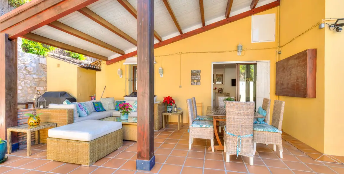 Продажа  отдельно стоящей виллы в Campo Mijas 3