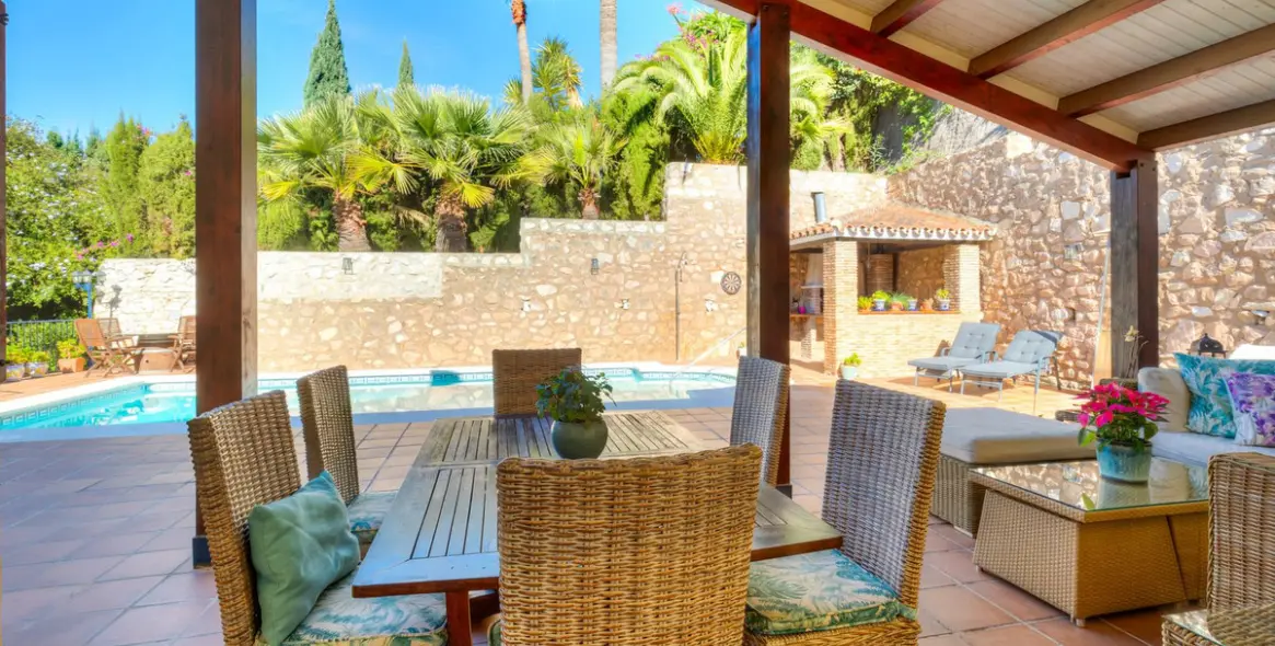 Продажа  отдельно стоящей виллы в Campo Mijas 4