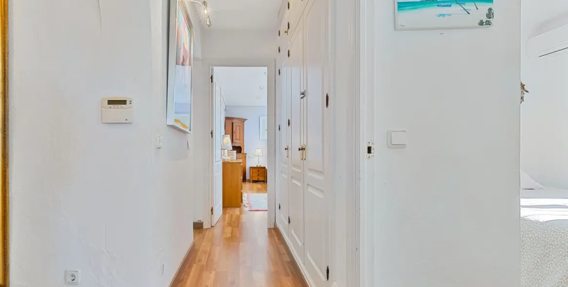 Продажа  отдельно стоящей виллы в Campo Mijas 24