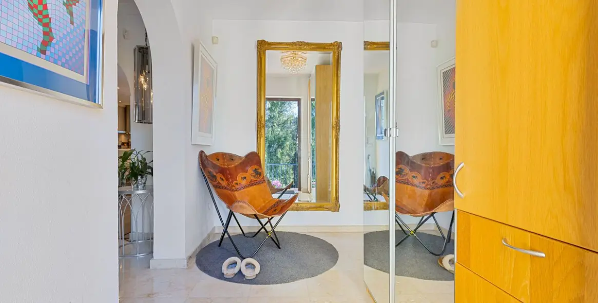 Продажа  отдельно стоящей виллы в Campo Mijas 25