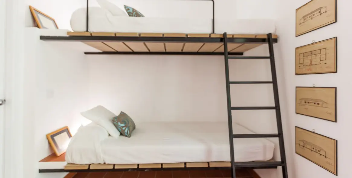 Sale of detached villa in Estepona 14