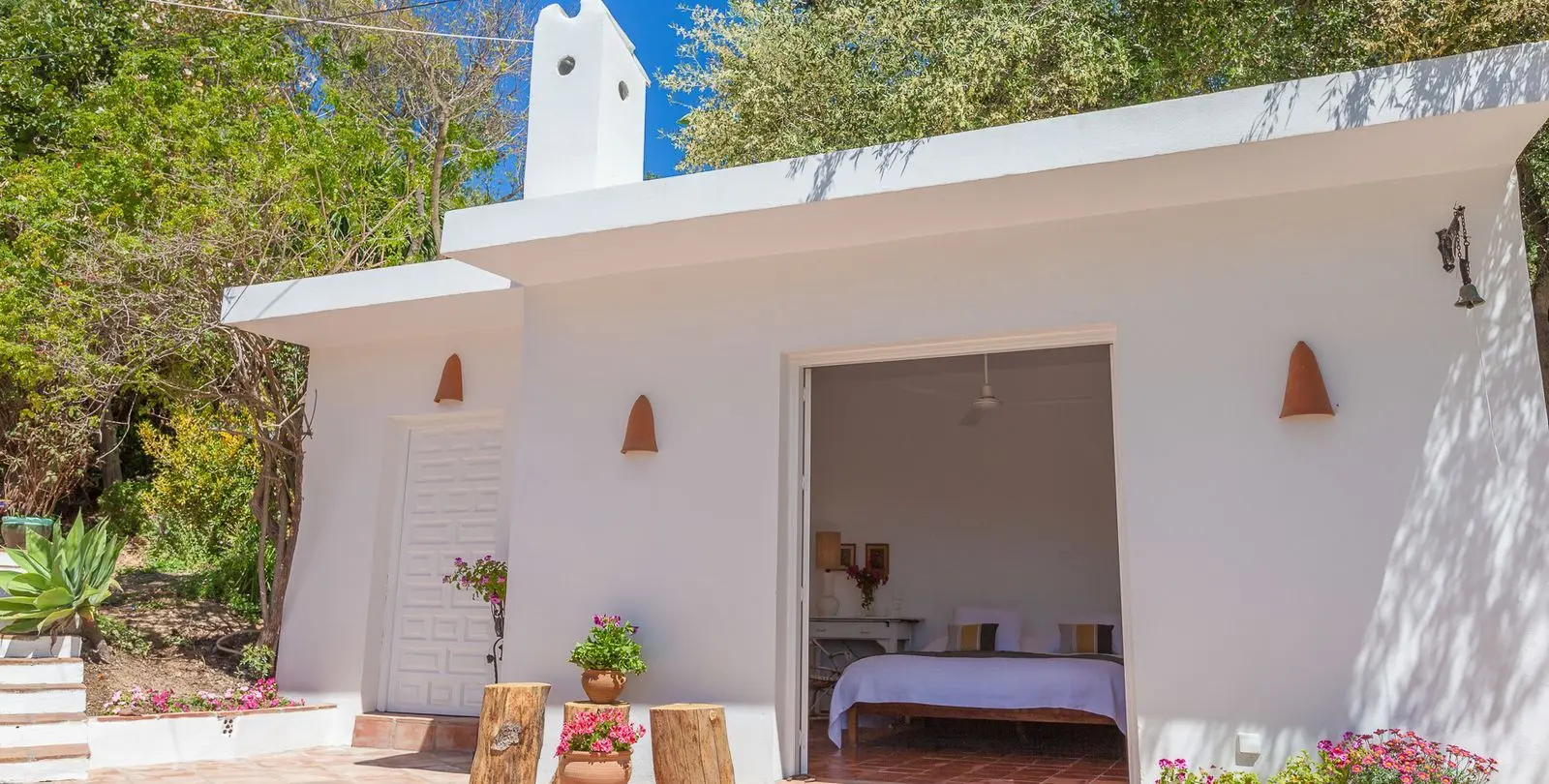 Short-term rent of detached villa in Estepona 19