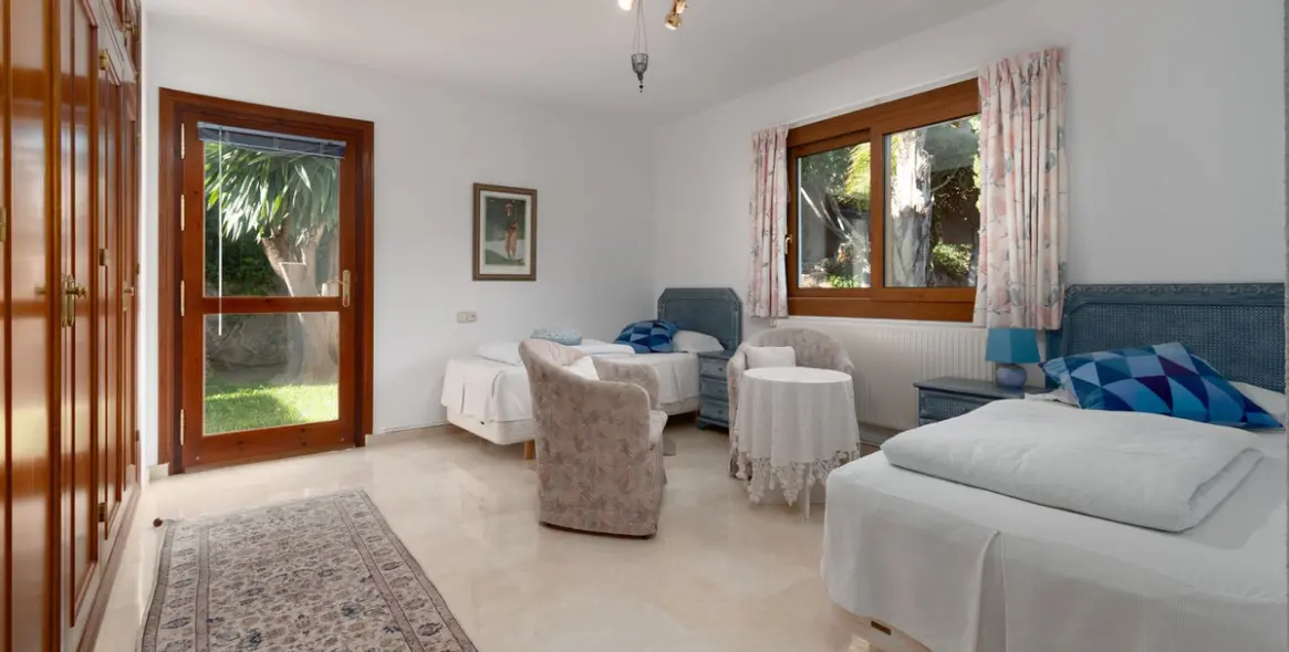 Sale of detached villa in Mijas 26